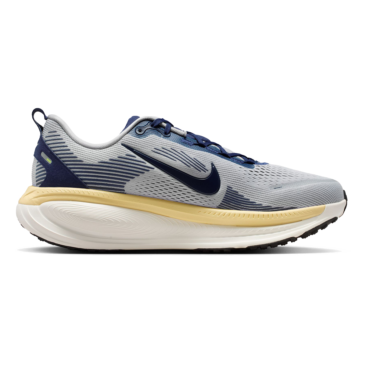 Nike Vomero 18 — Pure Platinum - Anthracite - Smoke Grey - Lt Smoke Grey - Univ Red - Solar Red — Size D — Width 9 — Detail View