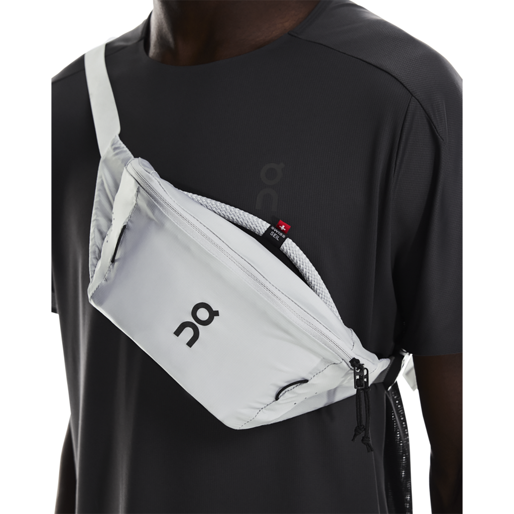 ON Waist Pack 2L Lite — Glacier — Size One Size — Front View