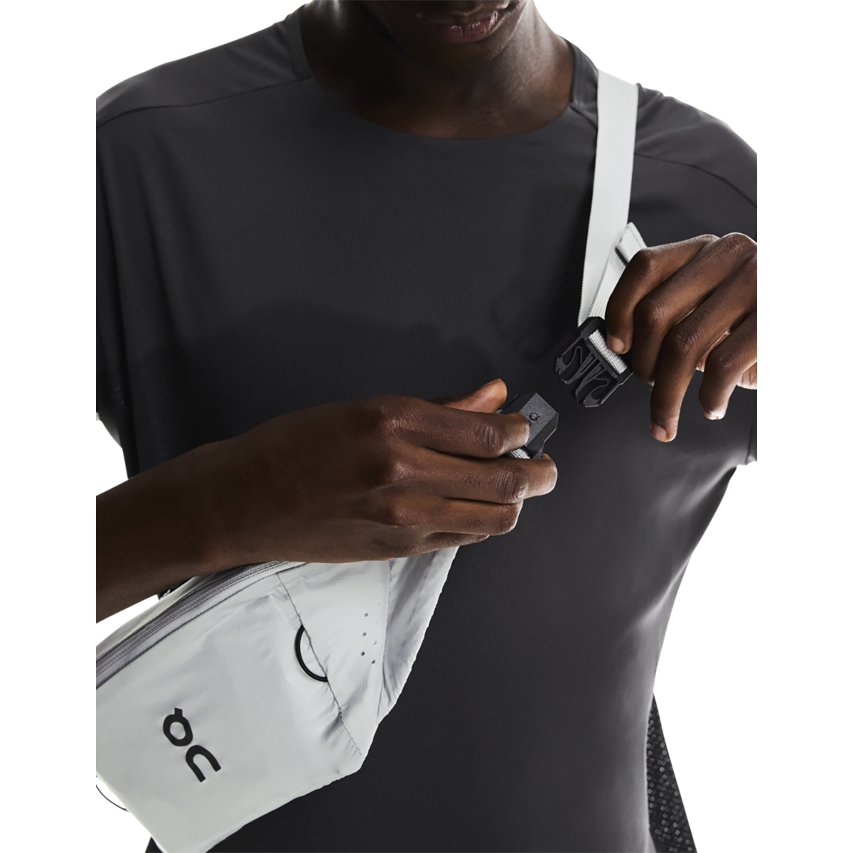 ON Waist Pack 2L Lite — Glacier — Size One Size — Detail View