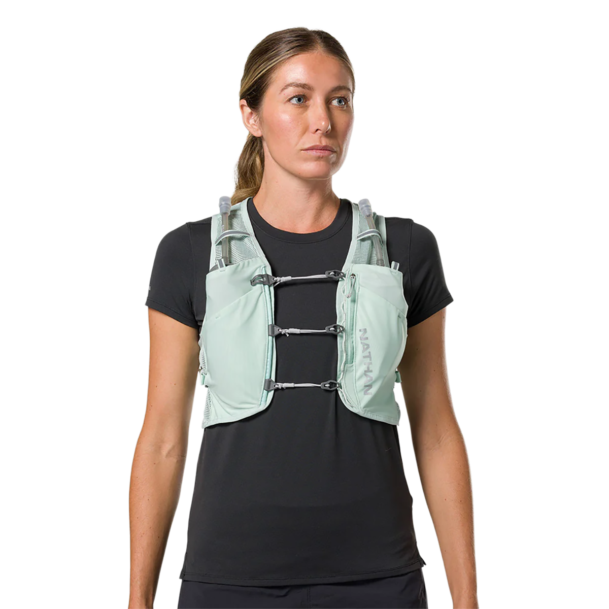 Nathan Pinnacle Breeze 4L — Surf Spray - Reflective Silver — Size Small / Medium — Side View
