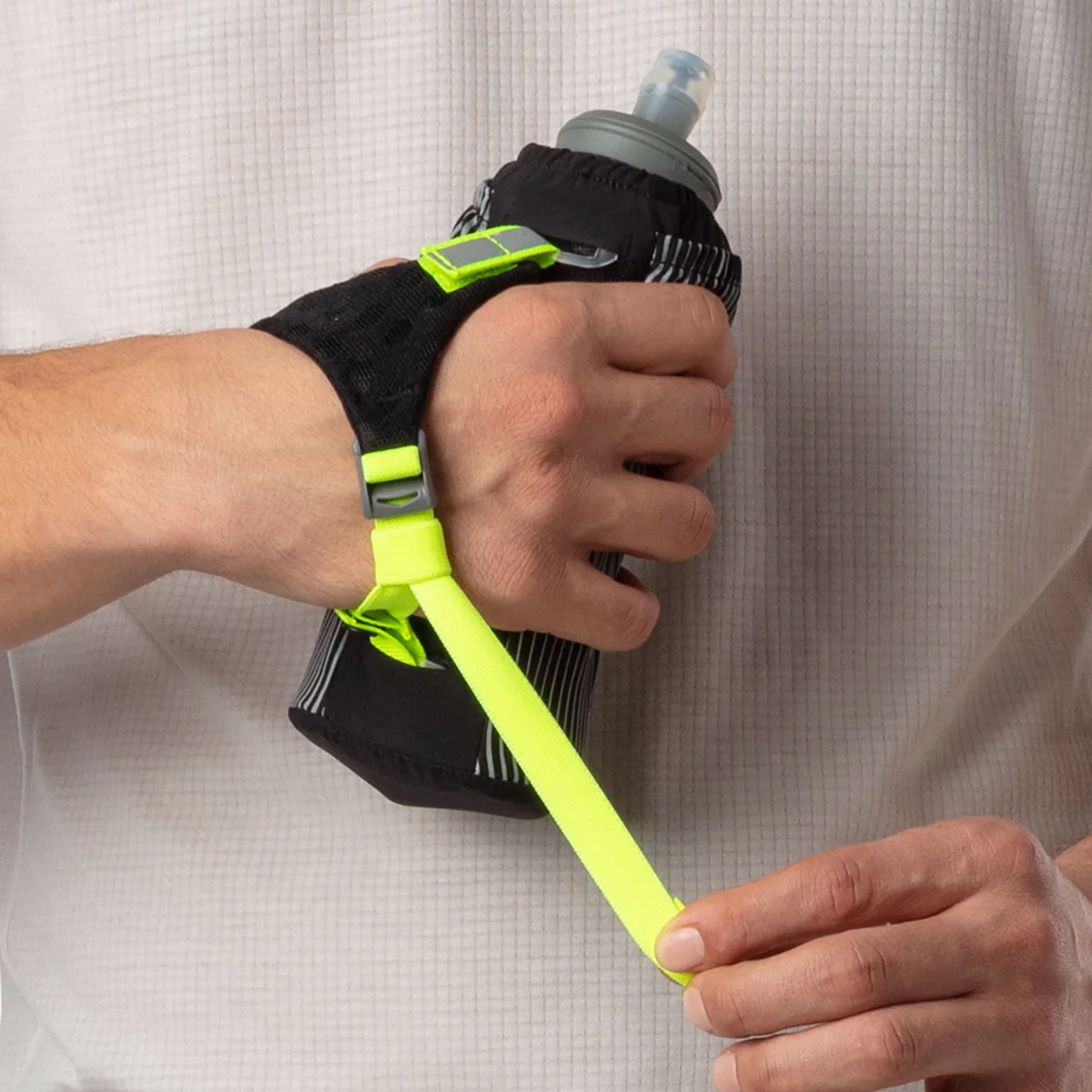 Nathan ExoDraw 2 Insulated 18oz Flask — Black - Finish Lime — Alternate View 15