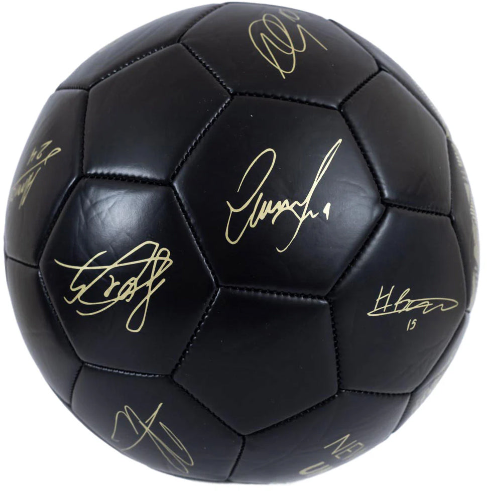 Newcastle United Phantom Signature Skills Football - Black