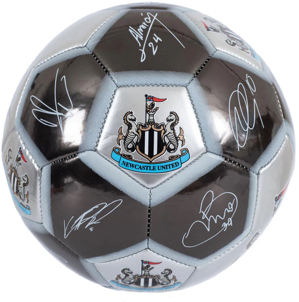 Newcastle United Signature Skills Football - Black