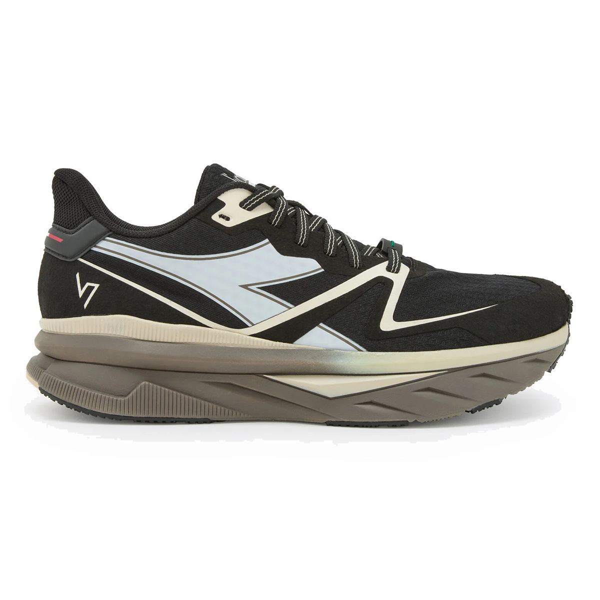 Diadora Atomo V7000 — Black - White - Smoke Gray — Size D — Width 10 — Front View