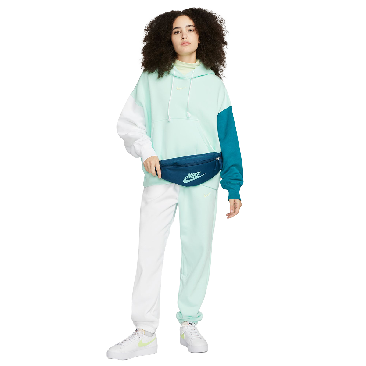 Nike Heritage — Valerian Blue - Valerian Blue - Light Menta — Size One Size — Detail View