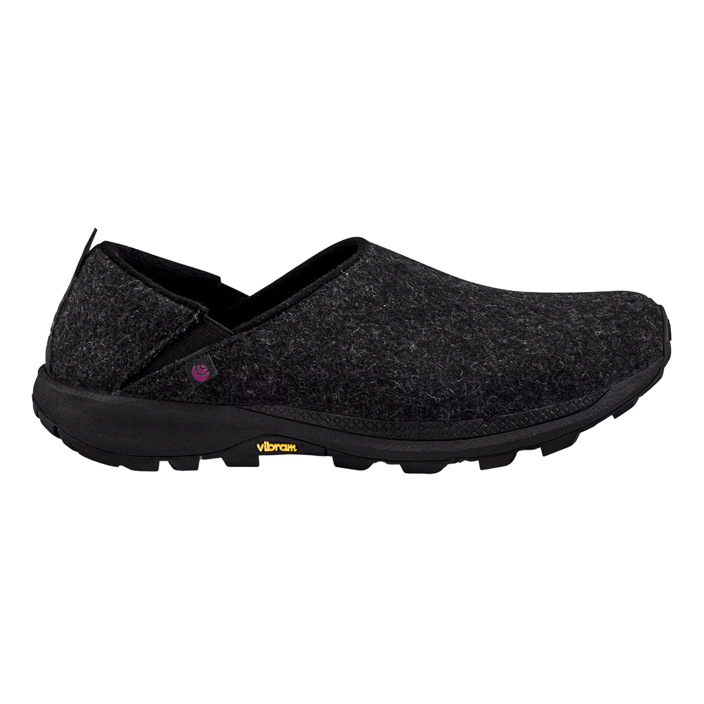 Topo Rekovr 2 — Charcoal - Black — Size B — Width 7.5 — Front View