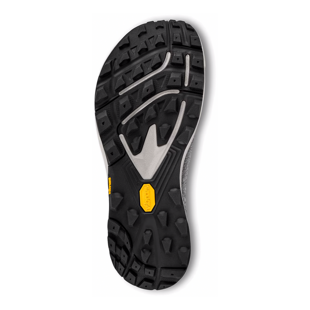 Topo Rekovr 2 — Charcoal - Black — Size B — Width 7.5 — Lifestyle View