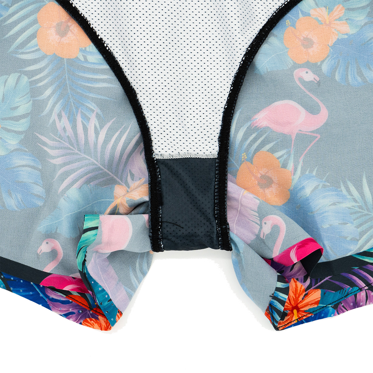 Sprints Avigate 2.5 Mercy Short — Heat Strokes — Size Small — Detail View