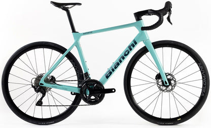 Bianchi Infinito 105 Carbon Road Bike 2026 - Celeste