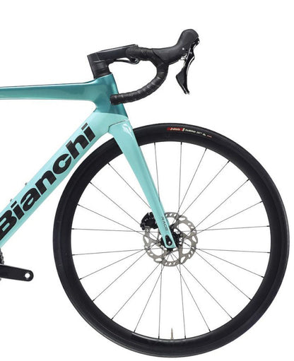 Bianchi Oltre Race 105 Carbon Road Bike 2026 - Celeste