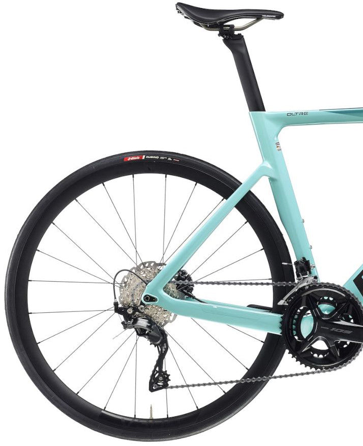 Bianchi Oltre Race 105 Carbon Road Bike 2026 - Celeste