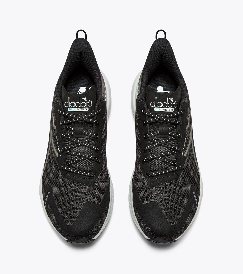 Diadora Mythos Blushield Volo 4 HIP — Black - White — Size D — Width 10 — Detail View