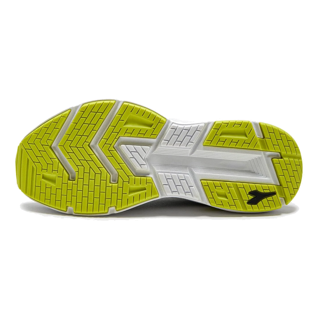 Diadora Mythos Volo 3 — Black - White — Size Y — Width 1.5 — Lifestyle View