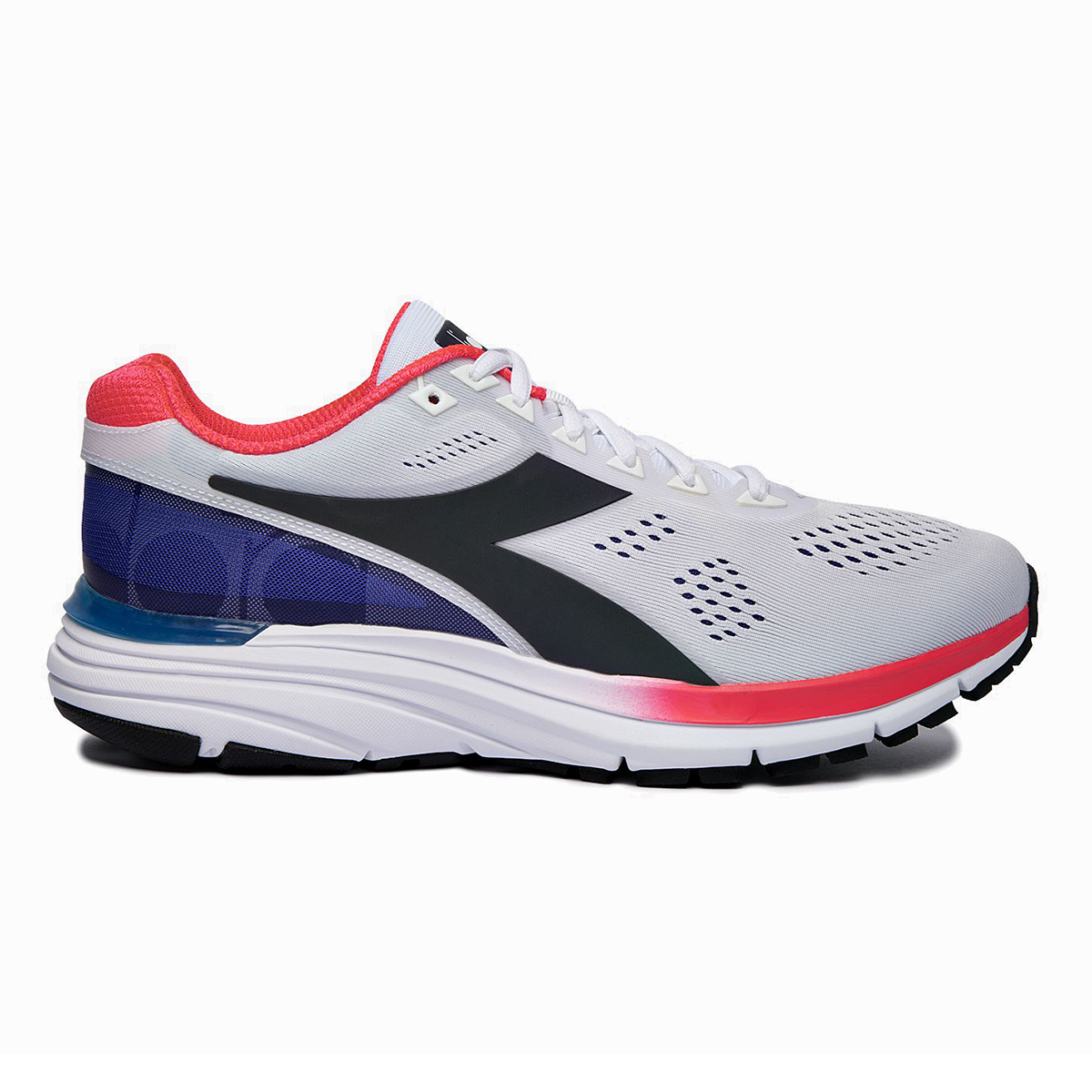Diadora Mythos Blushield Hip 5 — Black - White — Size D — Width 9.5 — Front View