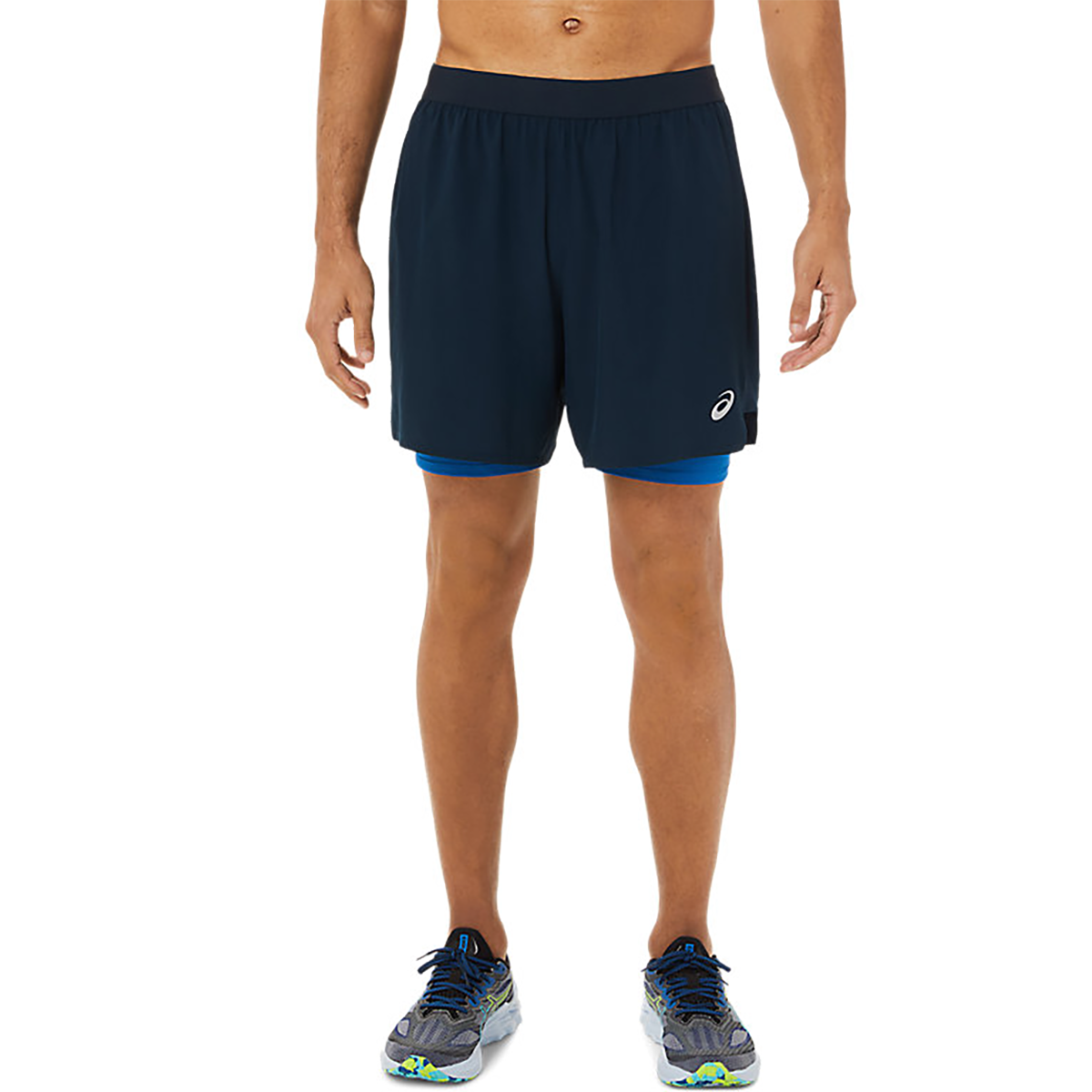 Asics Road 2-in-1 7" Short — Performance Black - Carrier Grey — Size Small — Front View