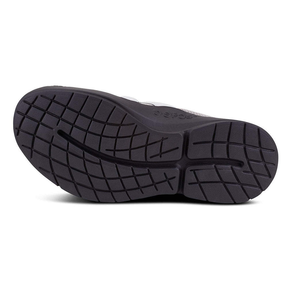 Oofos OOmg Low — White - Black — Size D — Width 8 — Top View