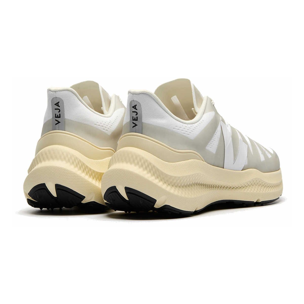 VEJA Condor 3 ADV — Full White — Size B — Width 38 — Back View