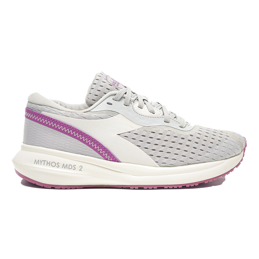 Diadora Mythos MDS 2 — Silver DD - White — Size B — Width 5 — Front View