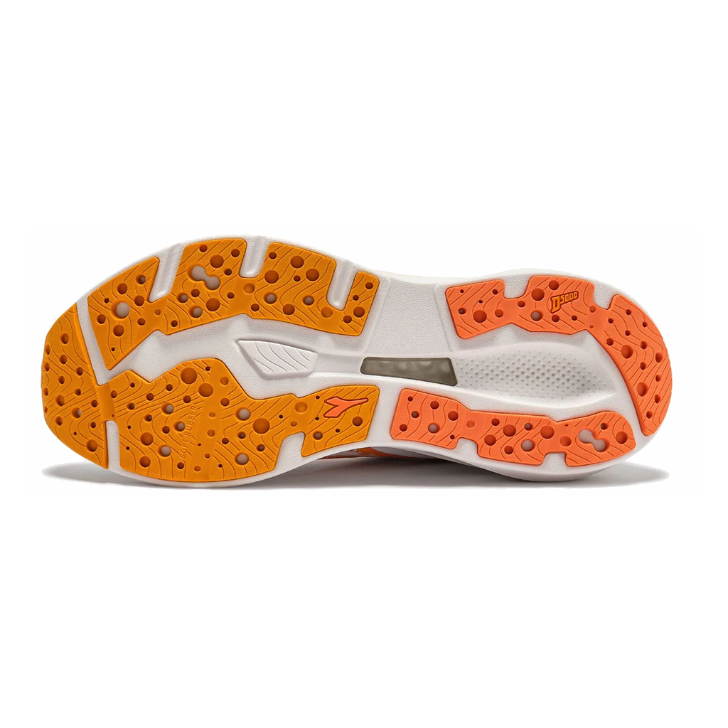 Diadora Mythos Blushield Vigore V — White - Nectarine — Size D — Width 10 — Back View